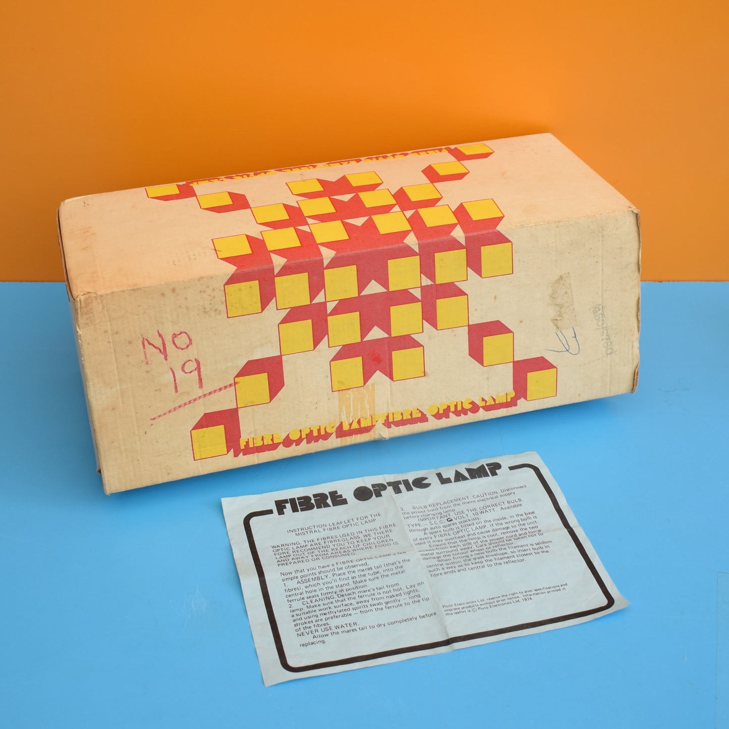 Vintage 1970s Fibre Optic Lamp- Boxed