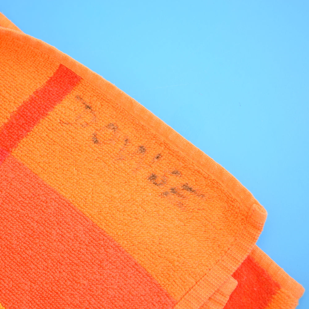 Vintage 1980s Beach Towel - Red, Orange & Yellow