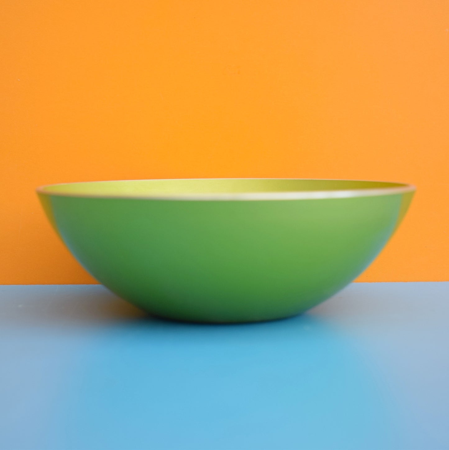 Vintage 1960s Emalux Alu Dishes - Norway by Vintage