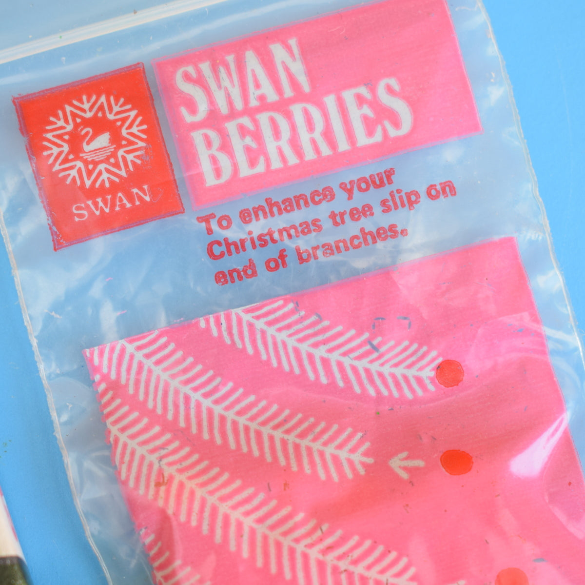 Vintage 1960s Christmas Tree Hangers / Tree Berries