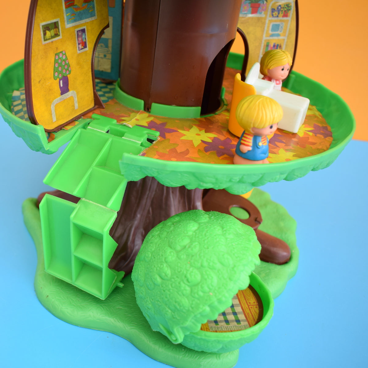 Vintage 1980s Kenner Palitoy Family Tree House & Accessories (inc Car)