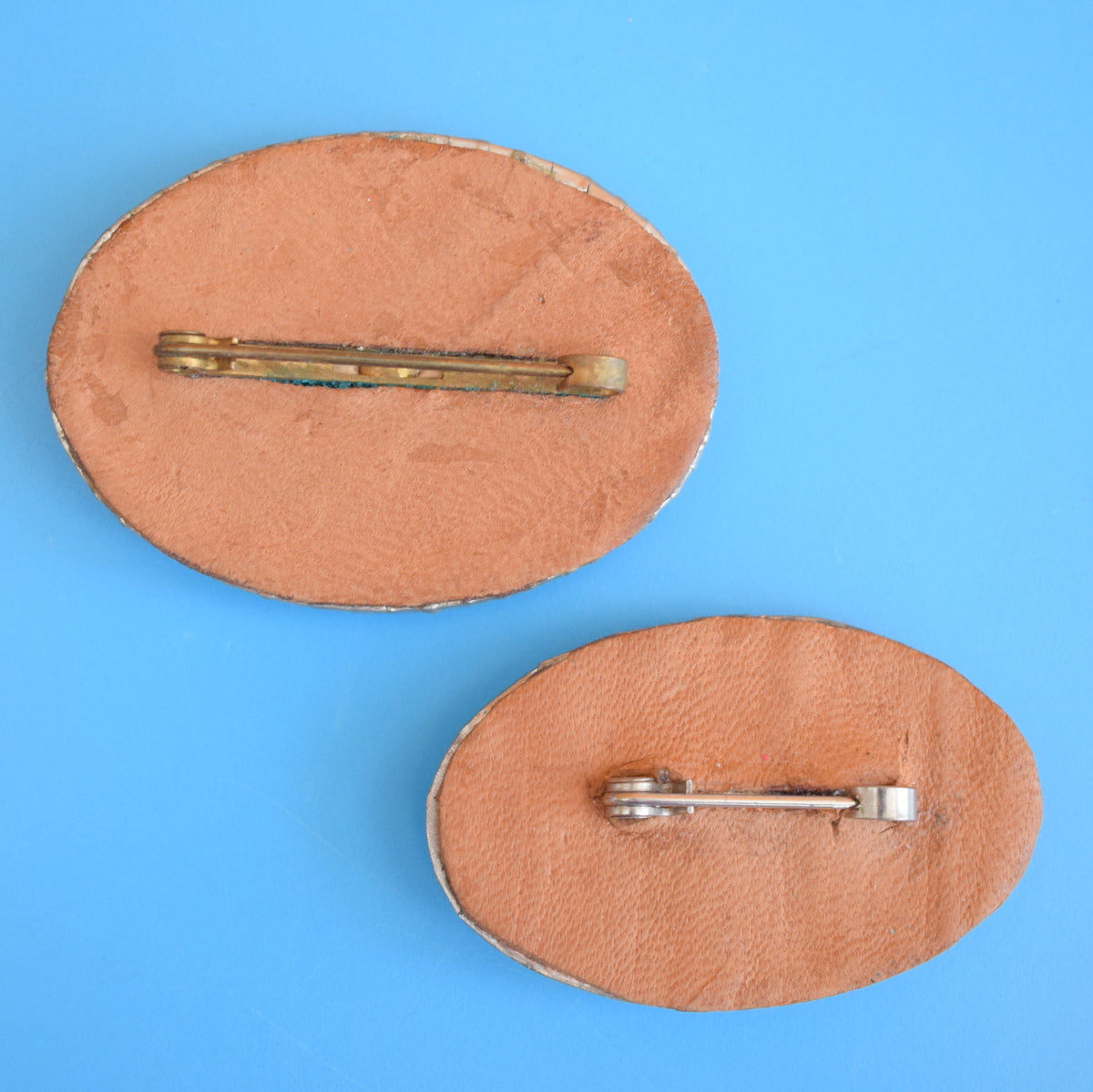 Vintage Ruskin Style Ceramic / Agate / Pewter Brooch - Turquoise