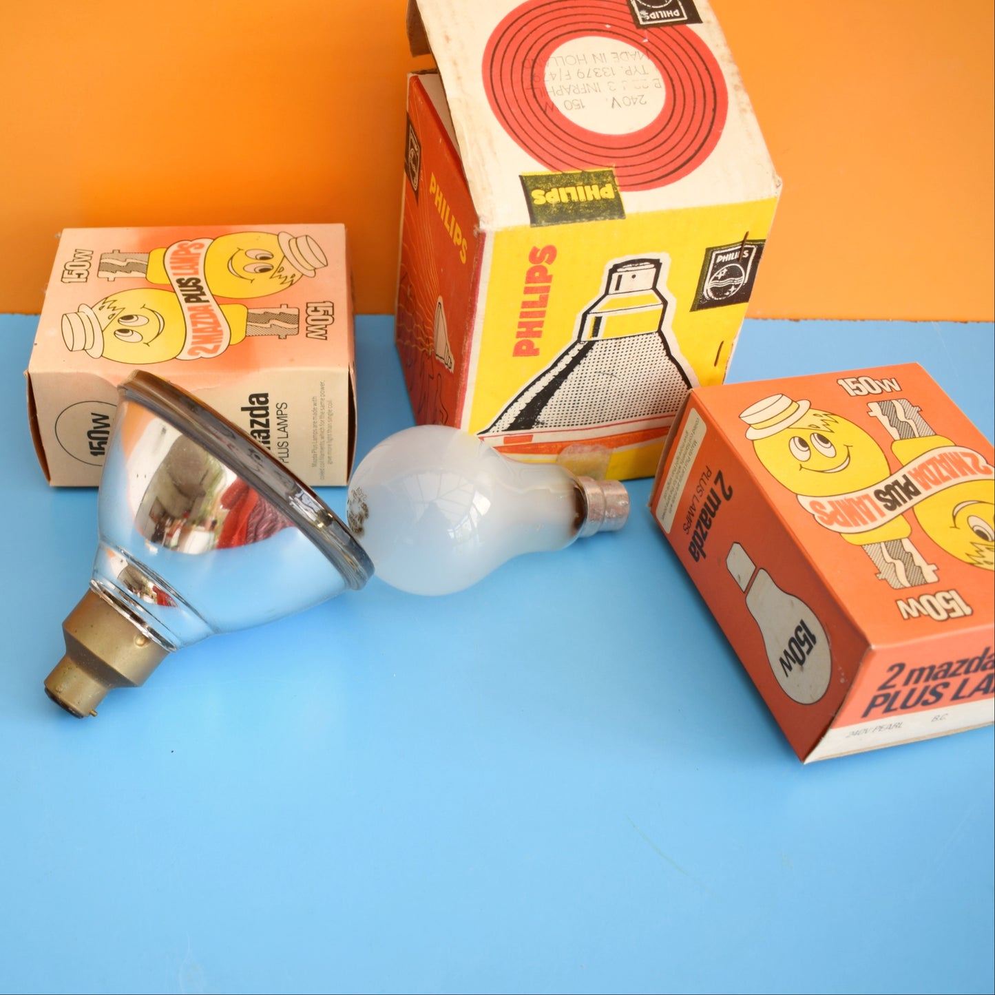 Vintage 1970s Light Bulbs - Unused Props by Pineapple Retro