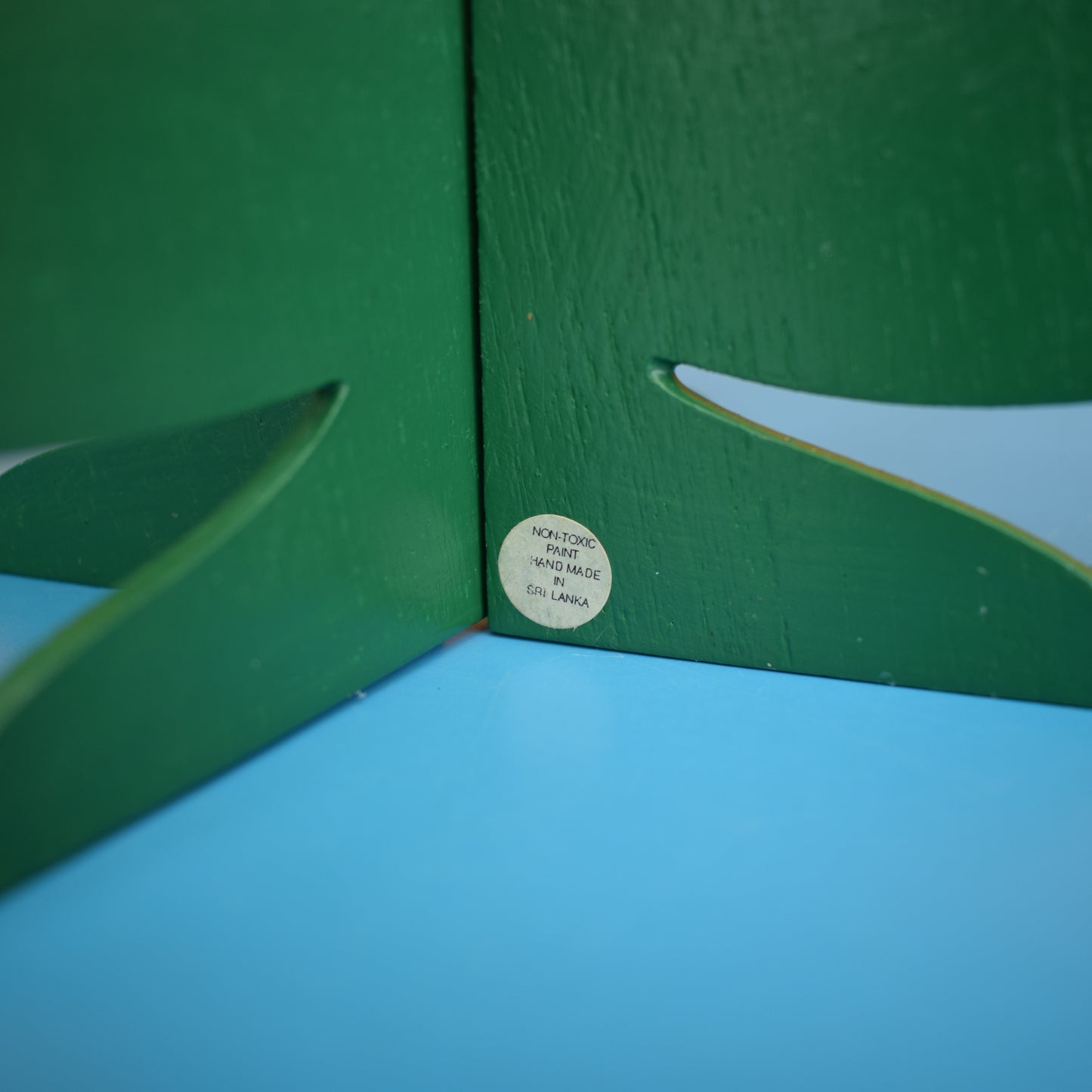 Vintage 1980s Wooden Kitsch Christmas Tree Candle Holder - Green .