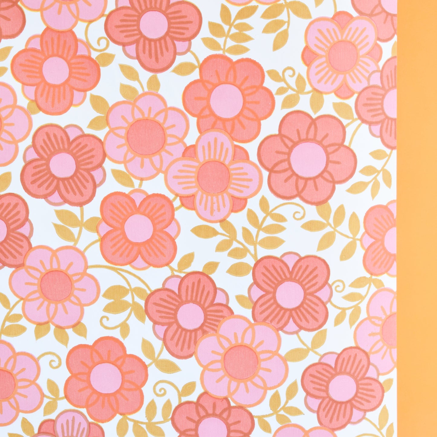 Vintage 1960s Wallpaper - Flower Power -Pink (Multiples)