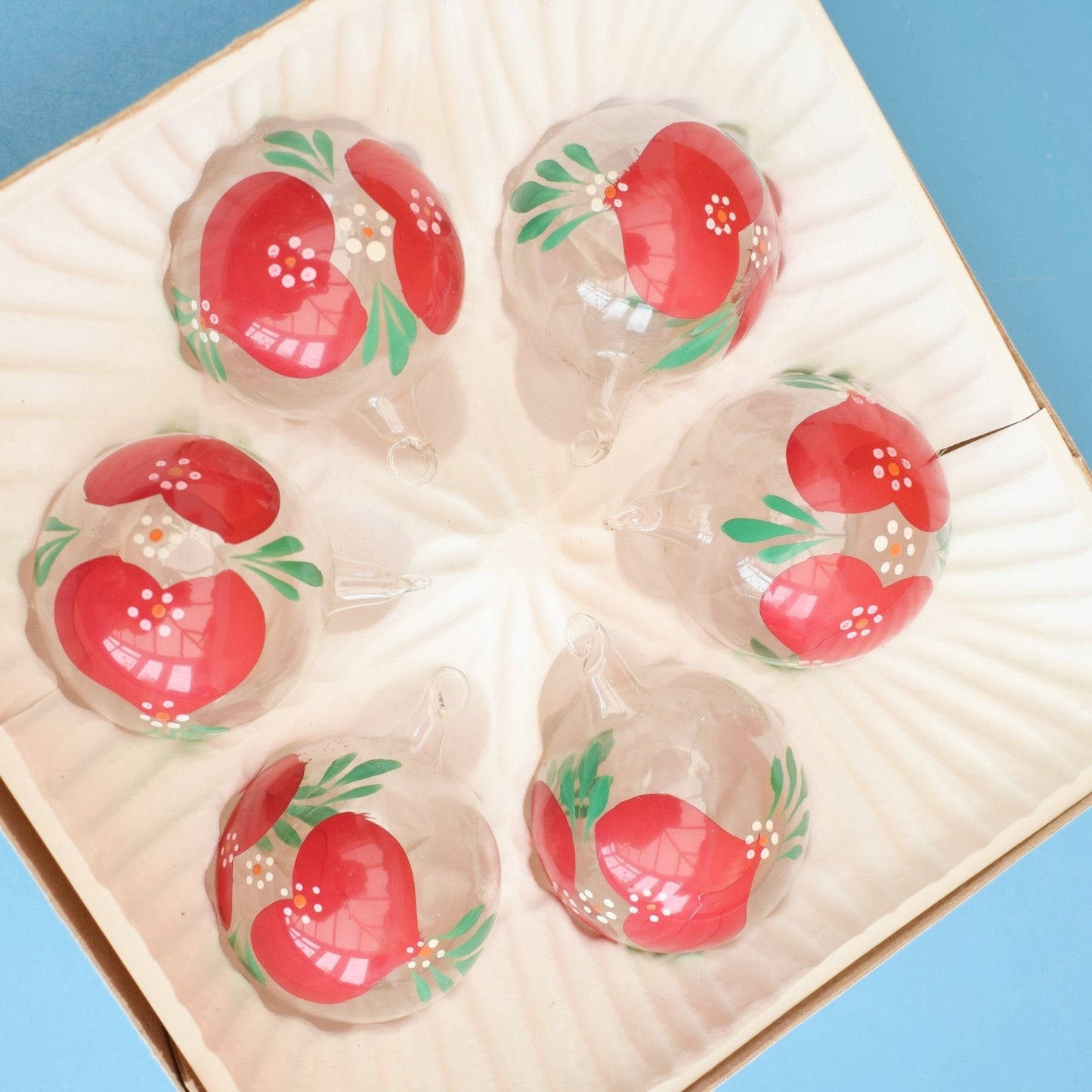 Vintage 1970s Clear Heart Scandi Style Glass Baubles