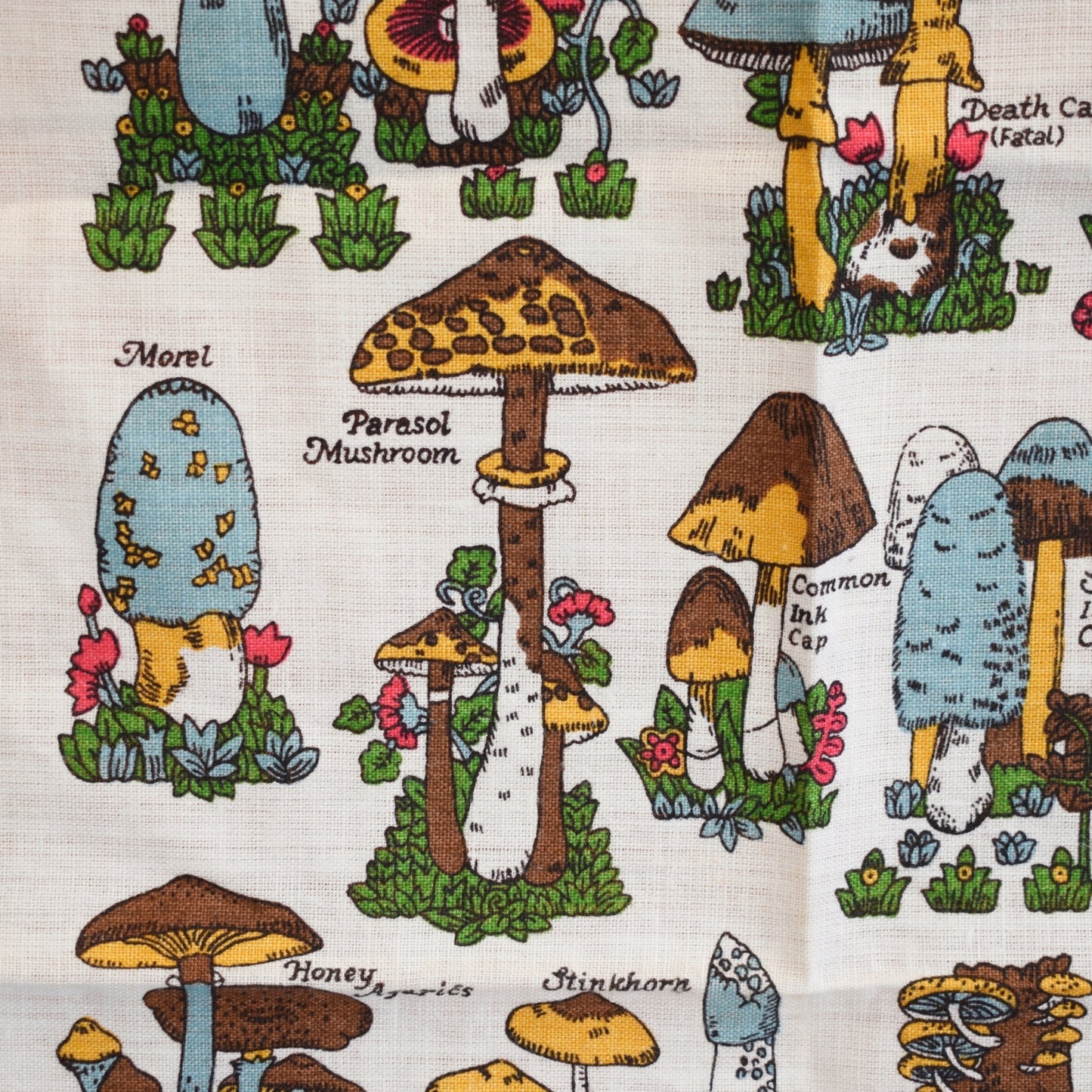 Vintage 1970s Cotton Tea Towel - Mushroom/ Toadstool Print .