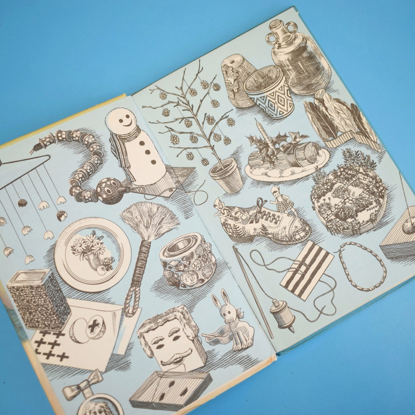 Vintage 1960s Ladybird Book - Things To Make / Dodo Designs Sewing Tin