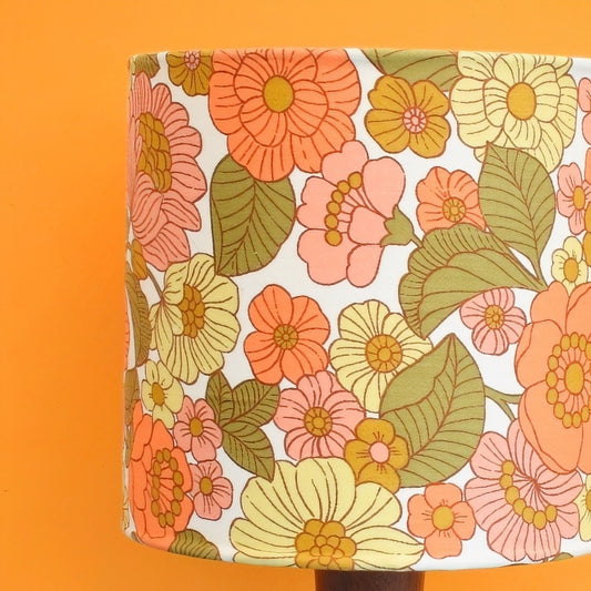 Vintage 1960s Table Lamp - Flower Lamp Shade - Orange & Peach