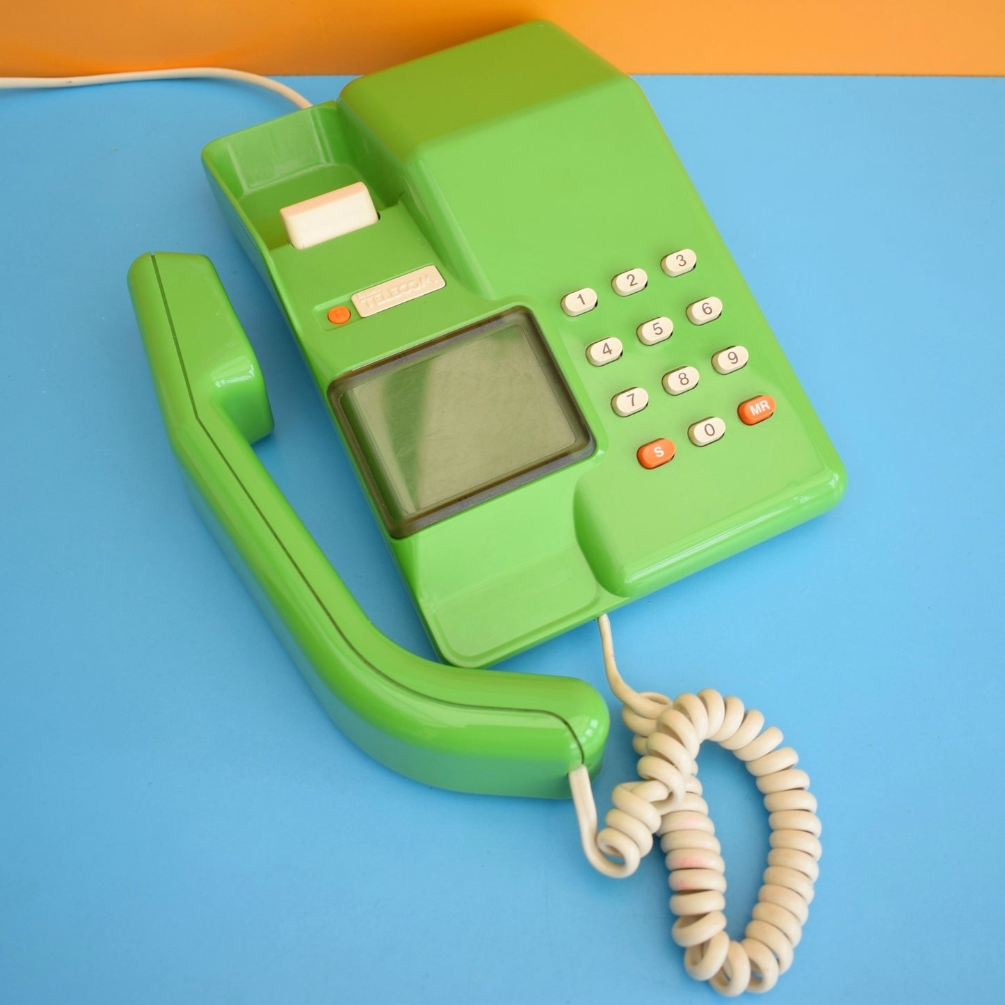 Vintage 1980s Viscount Home Phone - Fully Working - Kermit Green . by Pineapple Retro