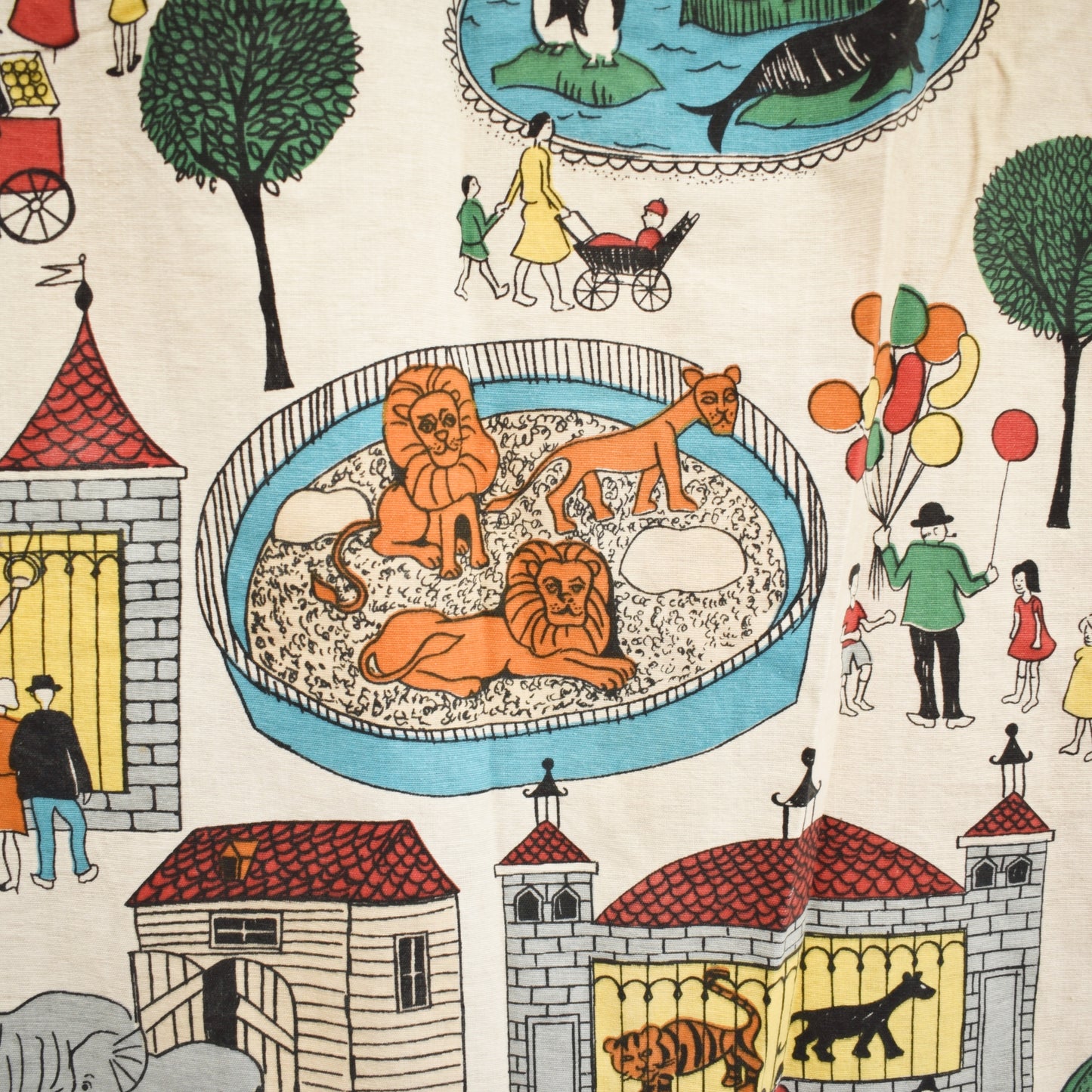 Vintage 1950s Zoo Curtain - Gorgeous Design
