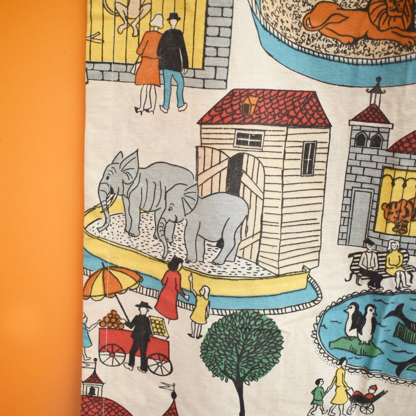 Vintage 1950s Zoo Curtain - Gorgeous Design