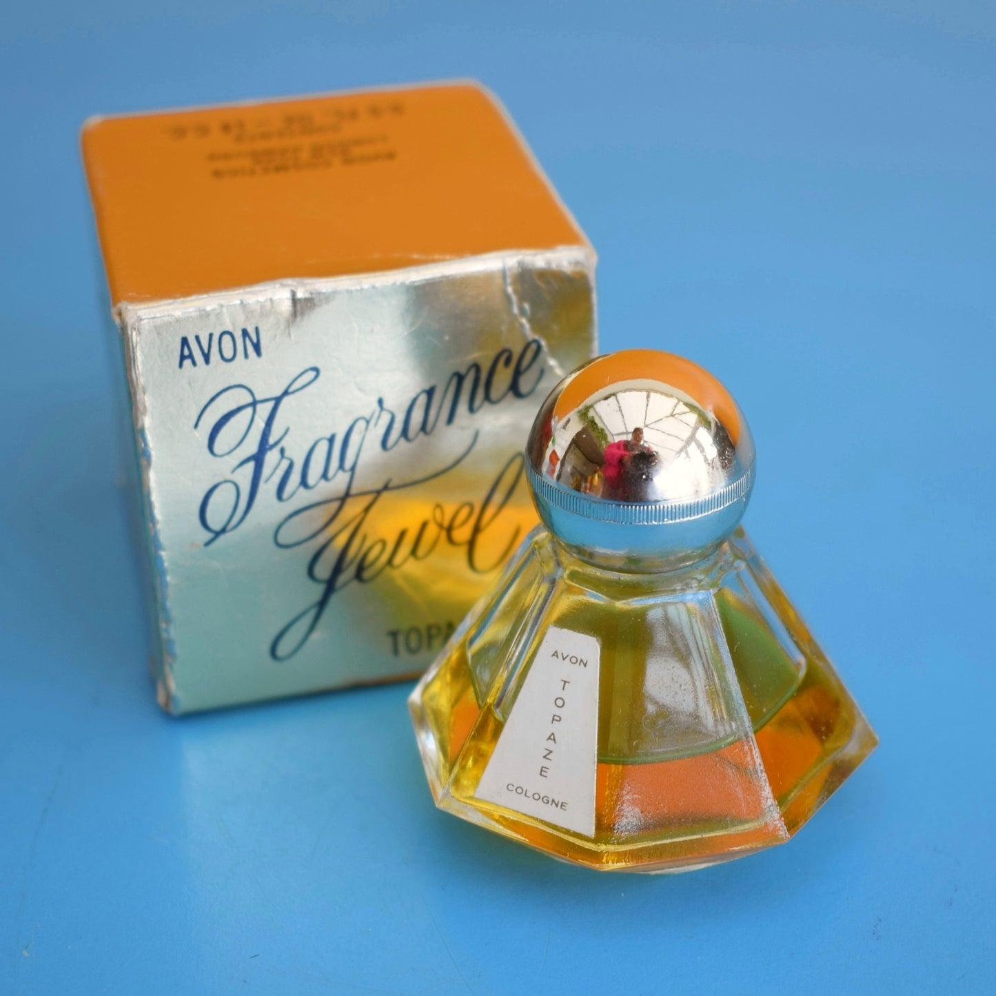 Vintage 1970s Toiletries Avon / Bronnley / Charlie / Carven