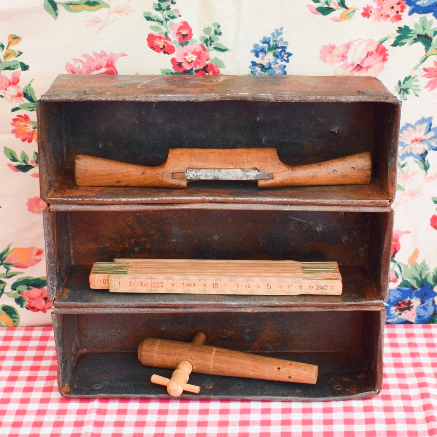 Vintage Metal Bread / Loaf Tin - Ideal Shelf / Storage - Rustic