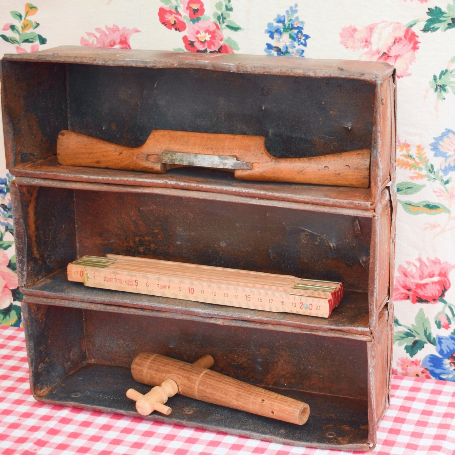 Vintage Metal Bread / Loaf Tin - Ideal Shelf / Storage - Rustic