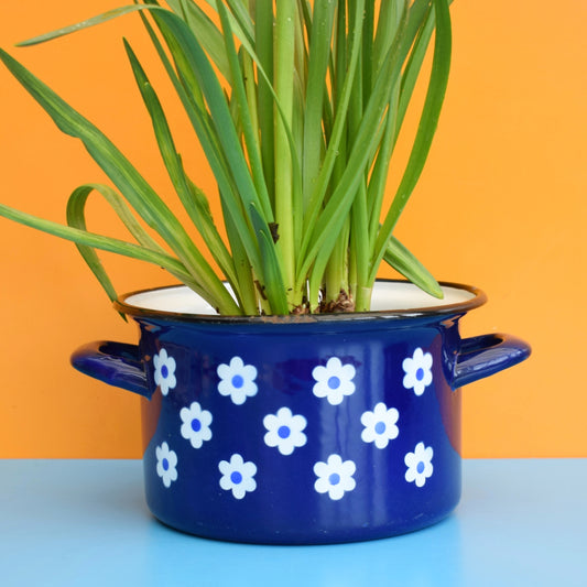 Vintage 1960s Enamel Casserole Base - Blue Flower Power