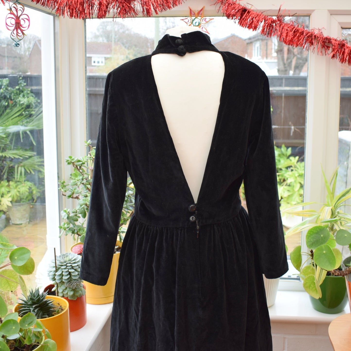 Vintage 1980s Velvet Low Back Dress - Black - Sz 12- 14