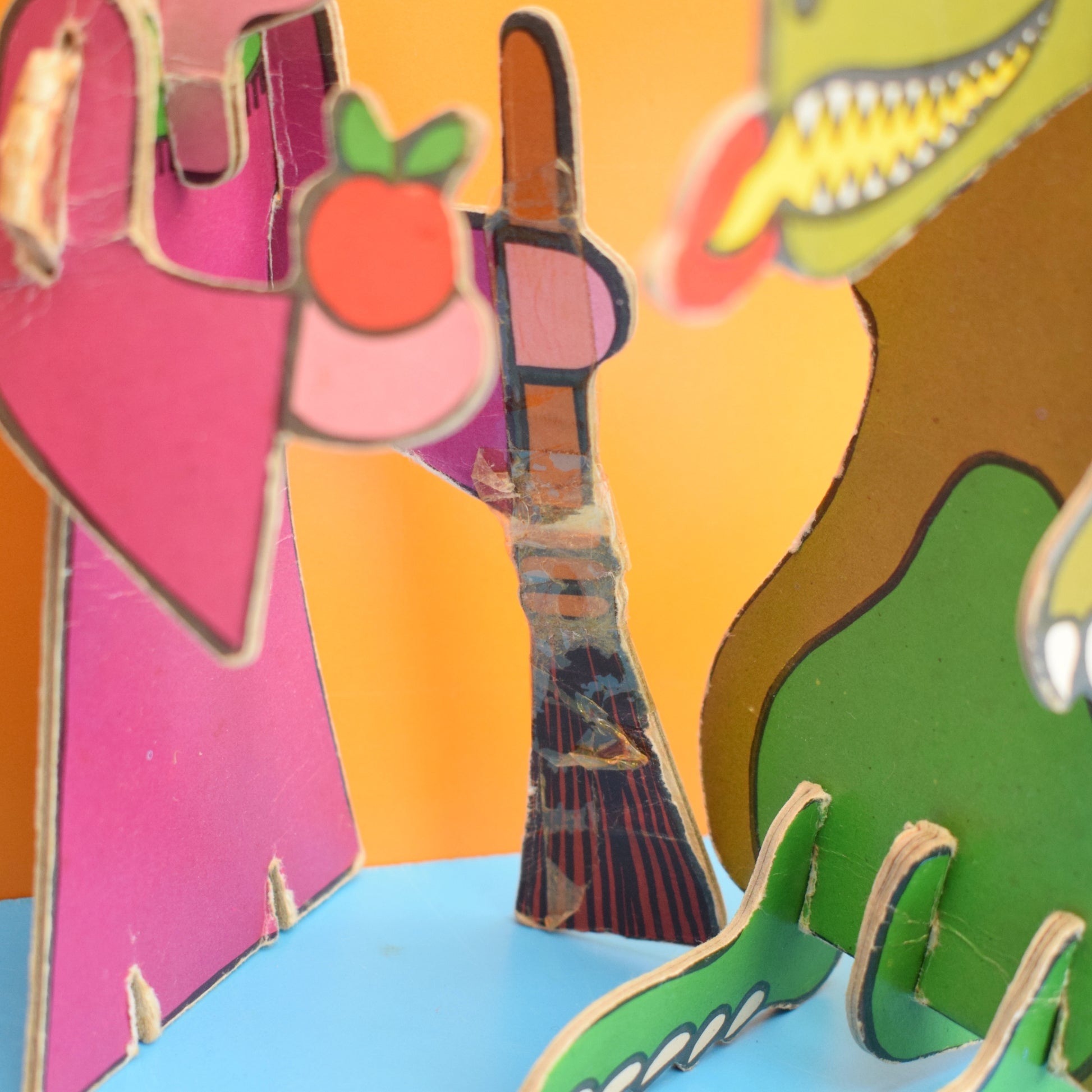 Vintage 1970s Jigbits 3D Cardboard Jigsaw Puzzle - Kiddicraft by Pineapple Retro