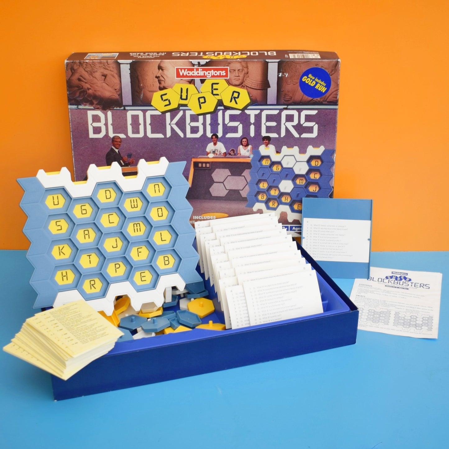 Vintage 1990s Board Game - Blockbusters- Complete