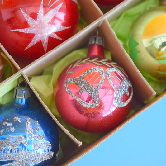 Vintage 1950s Glass Christmas Baubles - Glitter Scenes