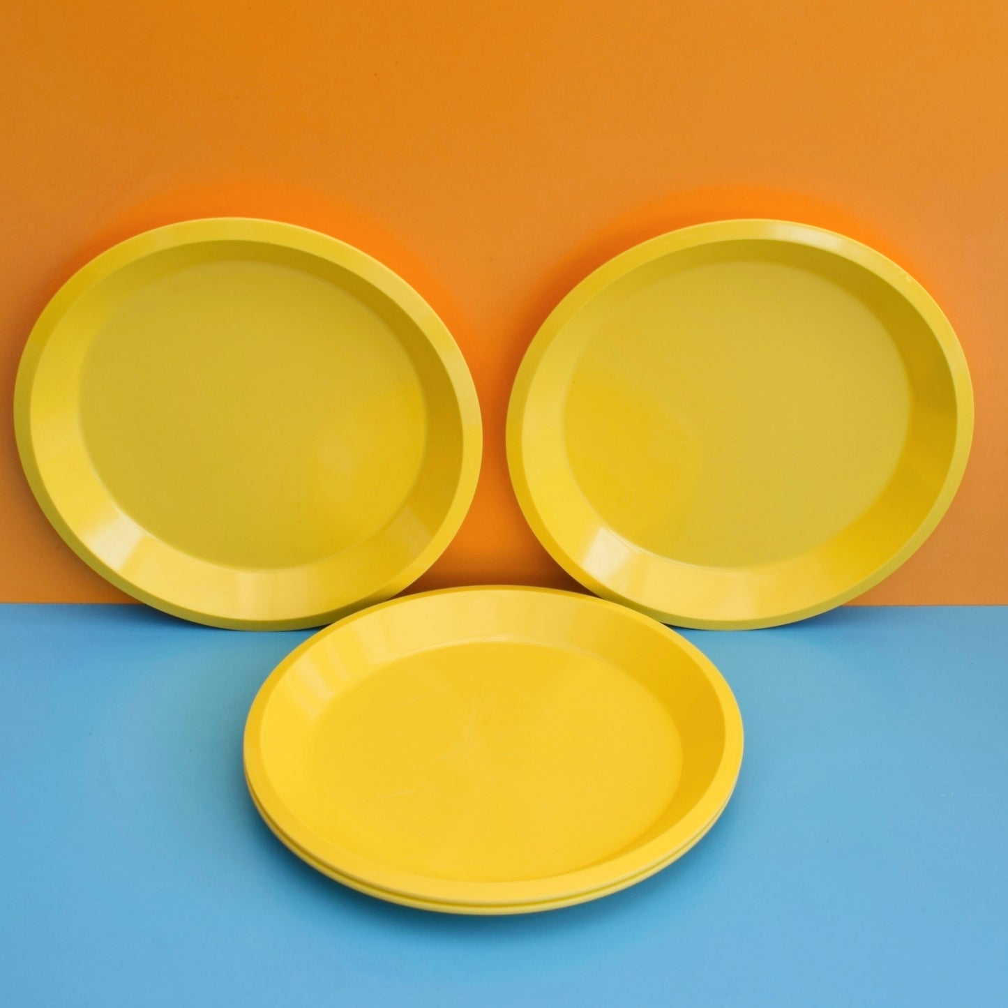 Vintage 1970s Italian Melamine Plastic Plates & Bowls - Canary Yellow . by Pineapple Retro