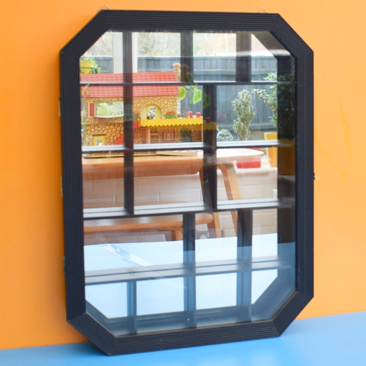 Vintage 1990s Wooden Display Case - Mirrored Back. Black