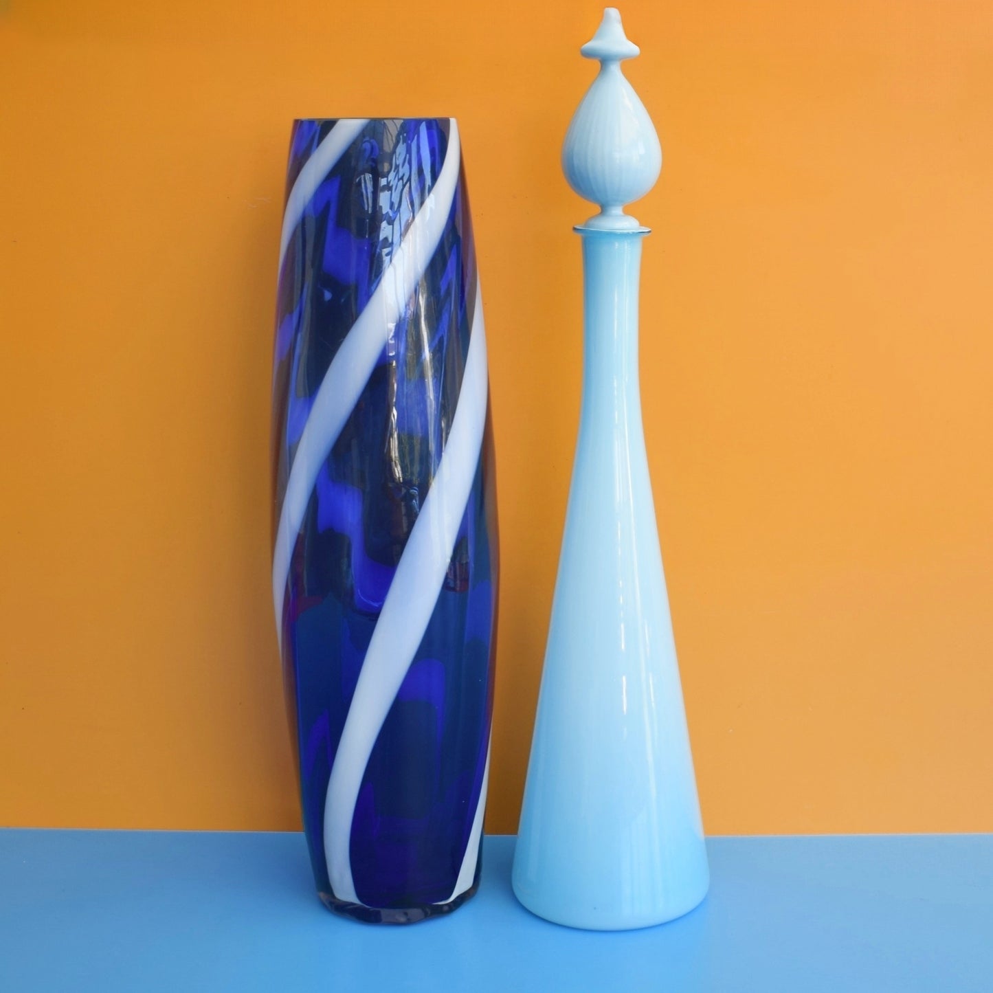 Vintage 1960s Italian Glass Genie Bottle - Cased Mint Blue / Alrose Bullet Vase