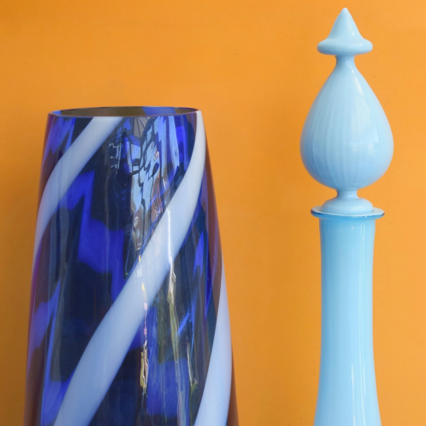 Vintage 1960s Italian Glass Genie Bottle - Cased Mint Blue / Alrose Bullet Vase