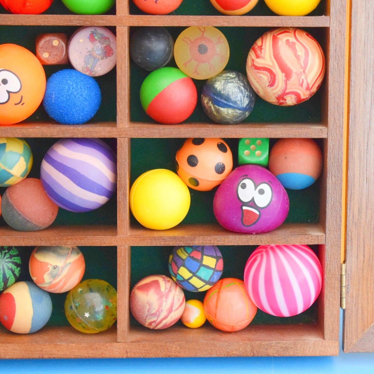 Vintage Wooden Display Case & Amazing Vintage Contents (Balls) by Pineapple Retro