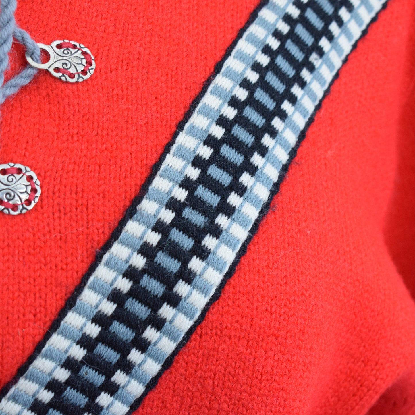 Vintage 1960s Norwegian Jumper  - 100% Wool - Medium