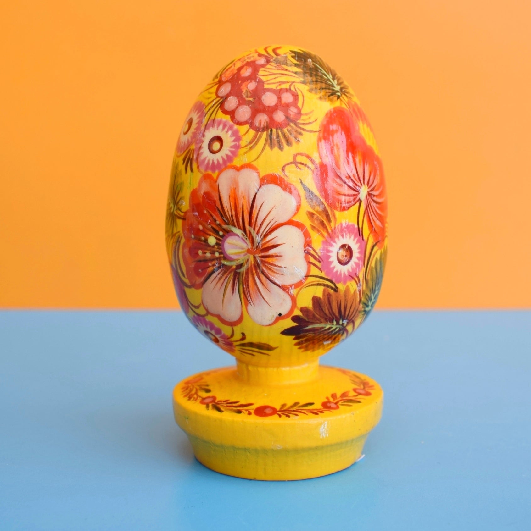 Vintage 1970s Wooden Hand Painted Egg Decorations – Pineapple Retro