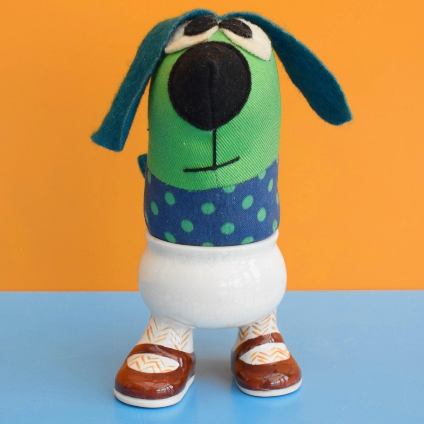 Vintage 1970s Carlton Ware Walking Egg Cup -/ Doggy Figure