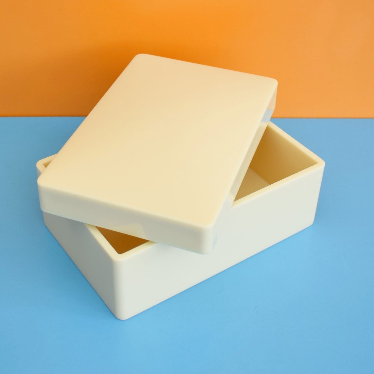 Vintage 1970s Plastic Habitat Crayonne Box - Cream