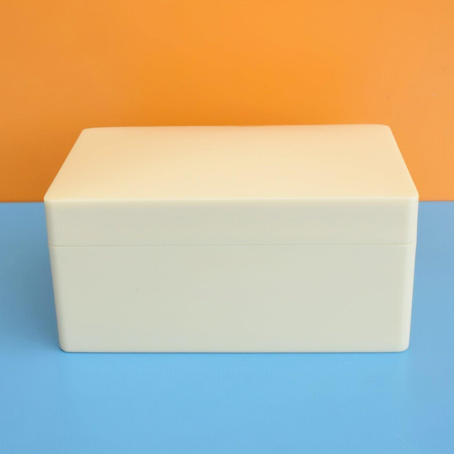 Vintage 1970s Plastic Habitat Crayonne Box - Cream