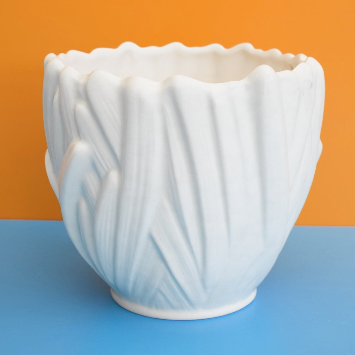 Vintage 1950s Organic - Cream Sylvac Planter / Shorter Shell / Crown Devon Vase by Vintage