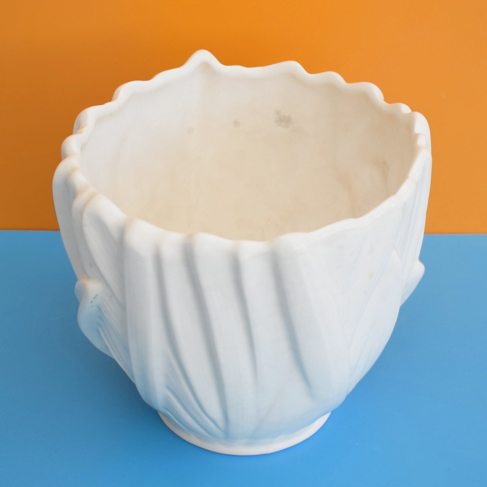 Vintage 1950s Organic - Cream Sylvac Planter / Shorter Shell / Crown Devon Vase by Vintage
