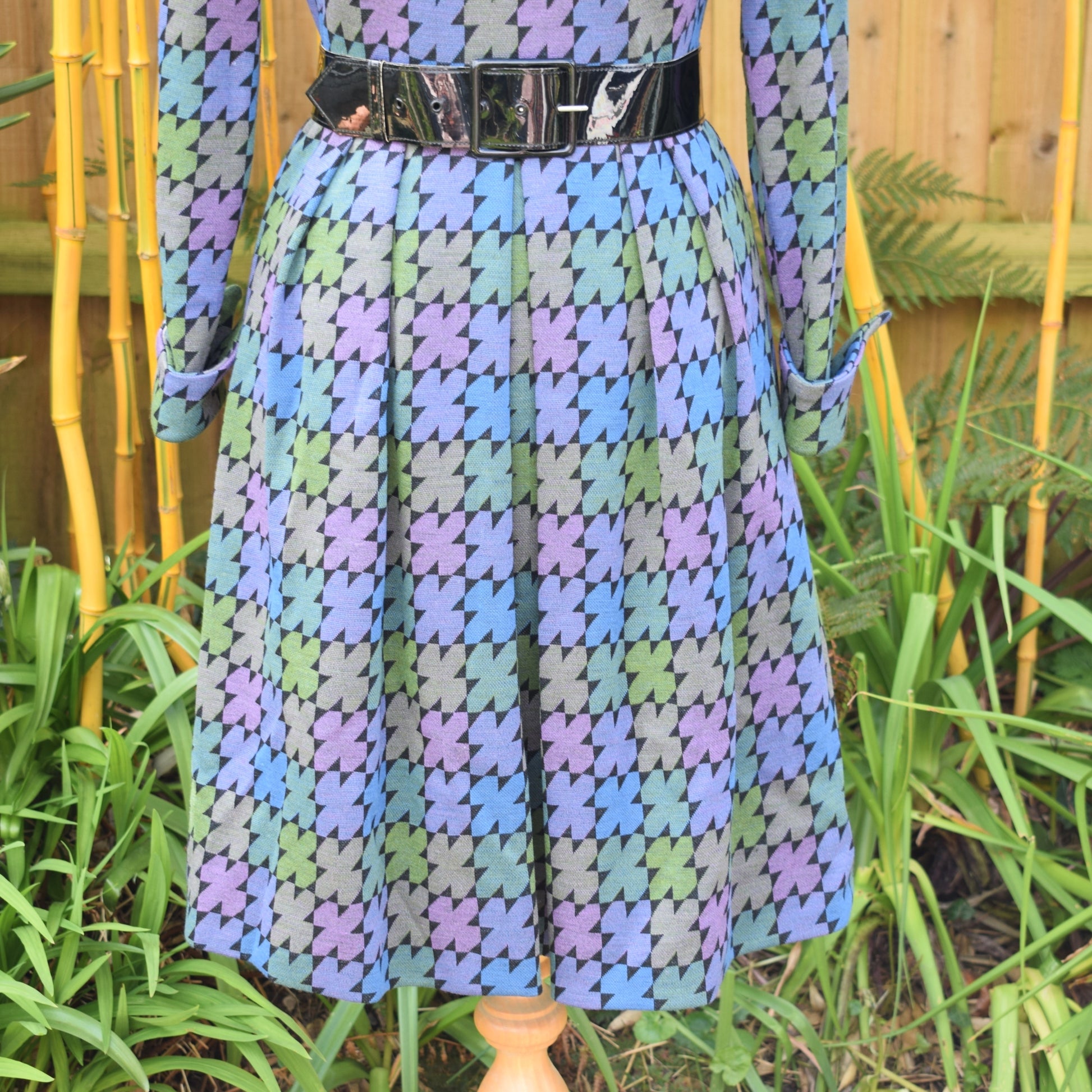 Vintage 1970s Dress - Wolsey 70s - Geometric Style - Size 12 by Pineapple Retro