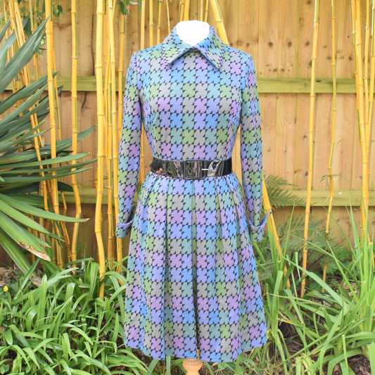 Vintage 1970s Dress - Wolsey 70s - Geometric Style - Size 12 by Pineapple Retro