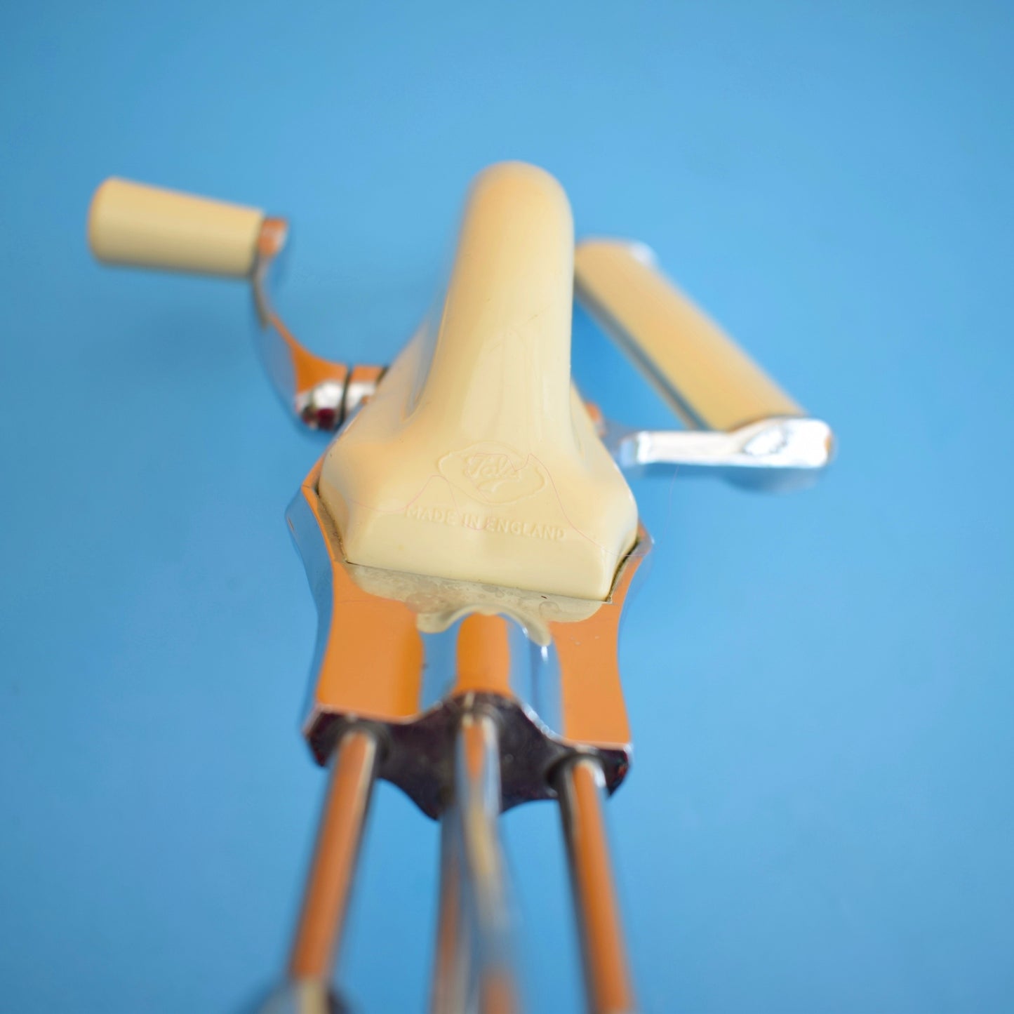 Vintage 1960s Kitchen Utensil - Hand Whisk - Cream - Tala