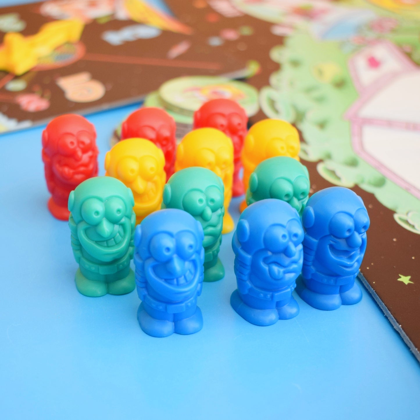 Vintage 1990s Koo Koo Nauts Game - Complete