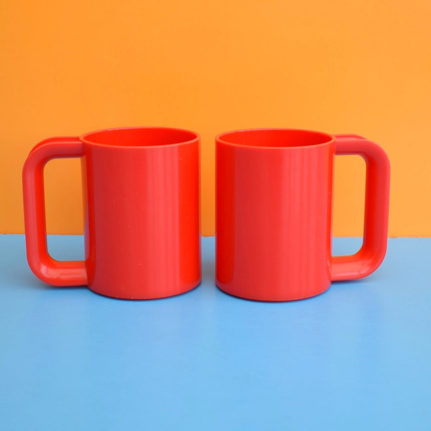 Vintage 1980s Plastic Mugs - Red - Great Handles