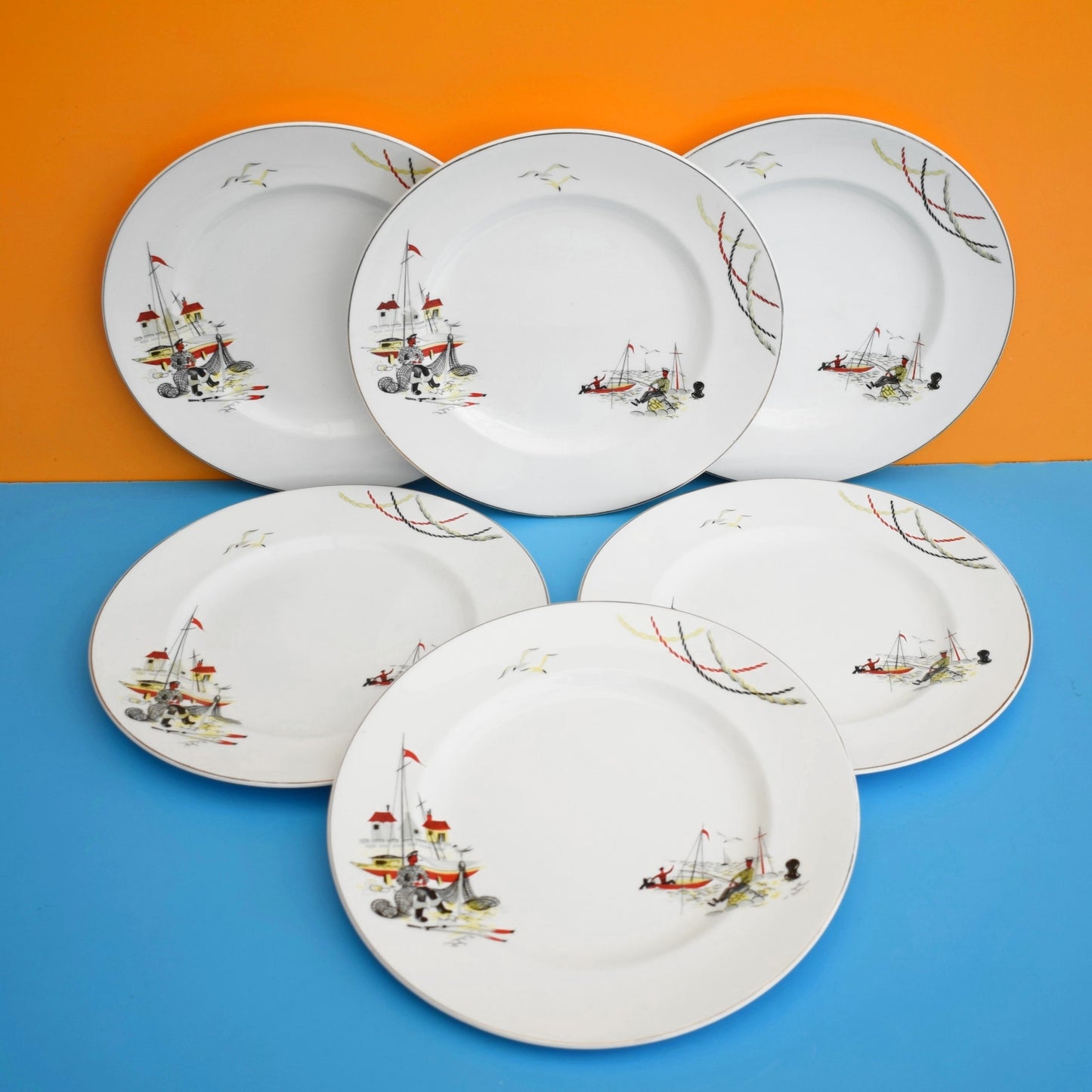 Vintage 1950s Kitsch Alfred Meakin Dinner Plates - Sea Breezes