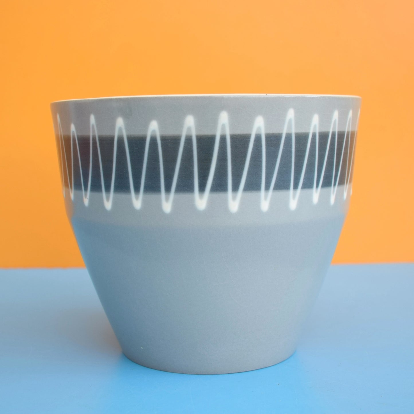 Vintage 1950s Planter - Hornsea Slipware - Grey
