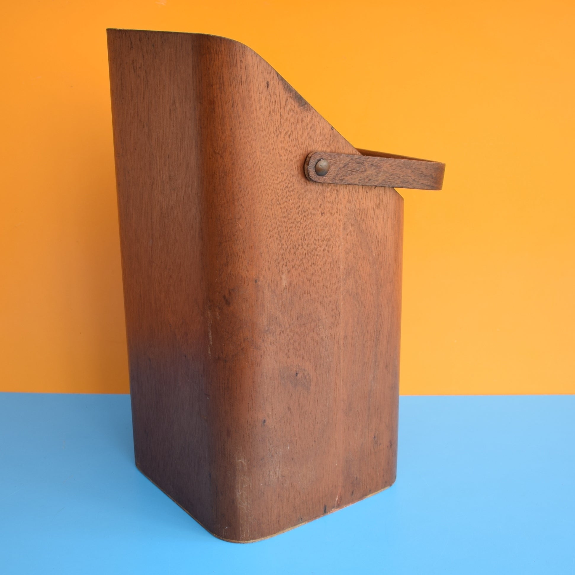 Vintage 1960s Bent Teak Plywood Coal Scuttle - Mallod . by Pineapple Retro