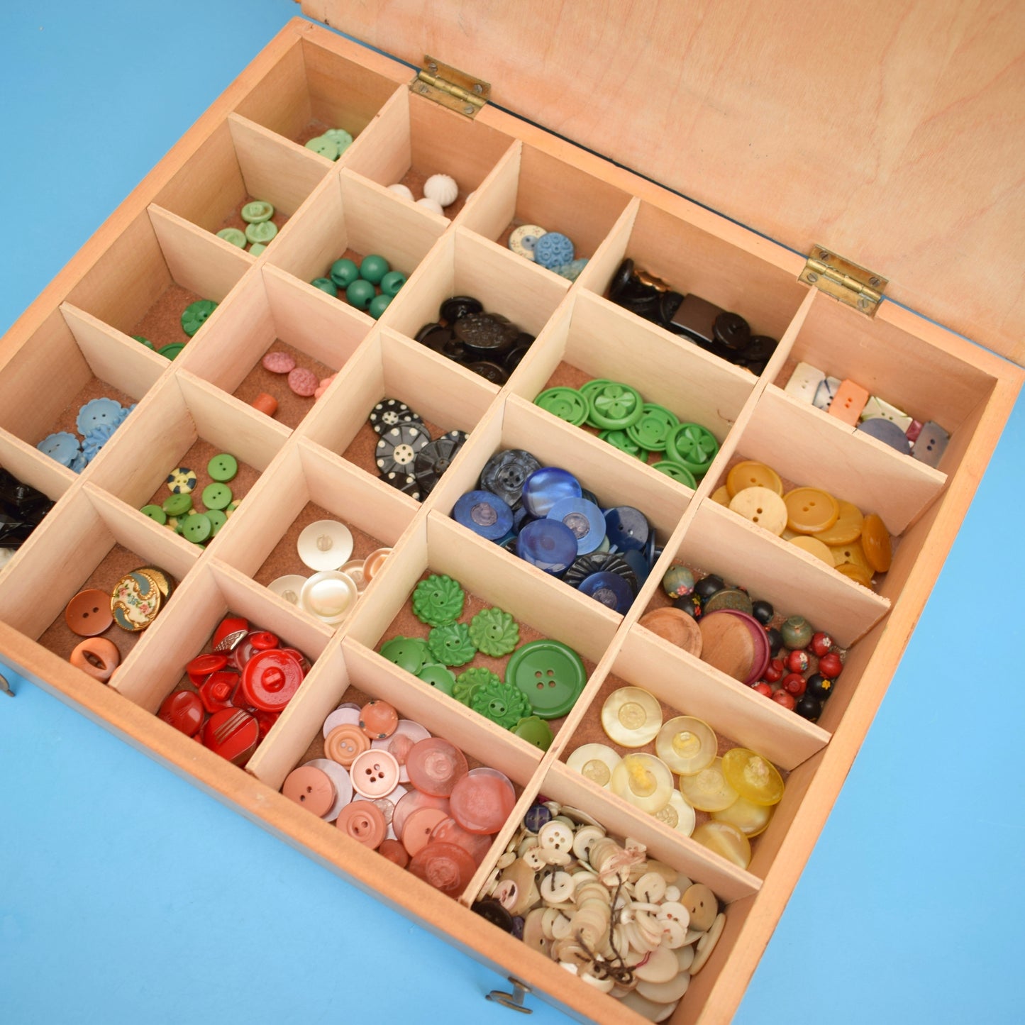 Vintage 1960s Crescent Haberdashery Button Box - Retail