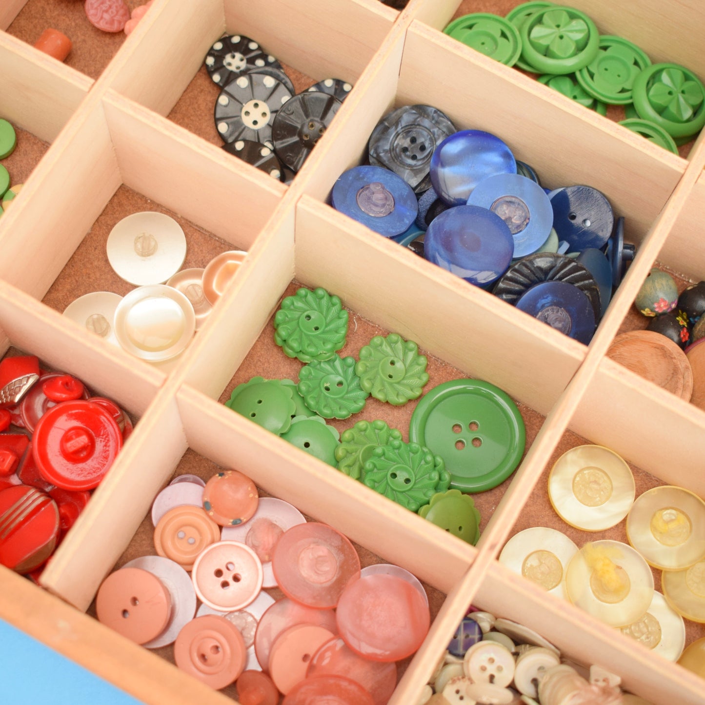 Vintage 1960s Crescent Haberdashery Button Box - Retail