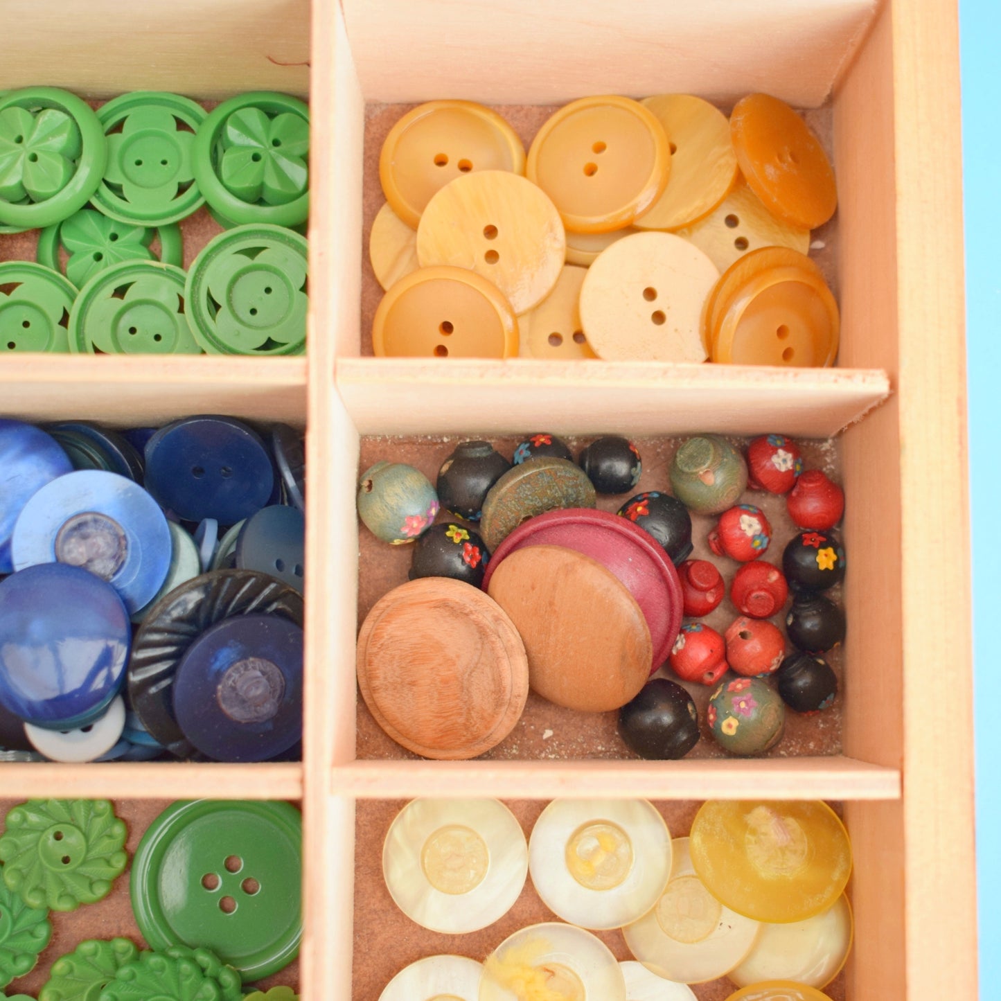 Vintage 1960s Crescent Haberdashery Button Box - Retail