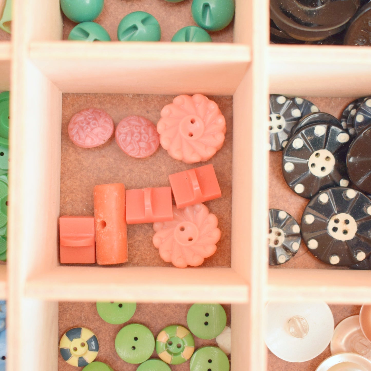 Vintage 1960s Crescent Haberdashery Button Box - Retail