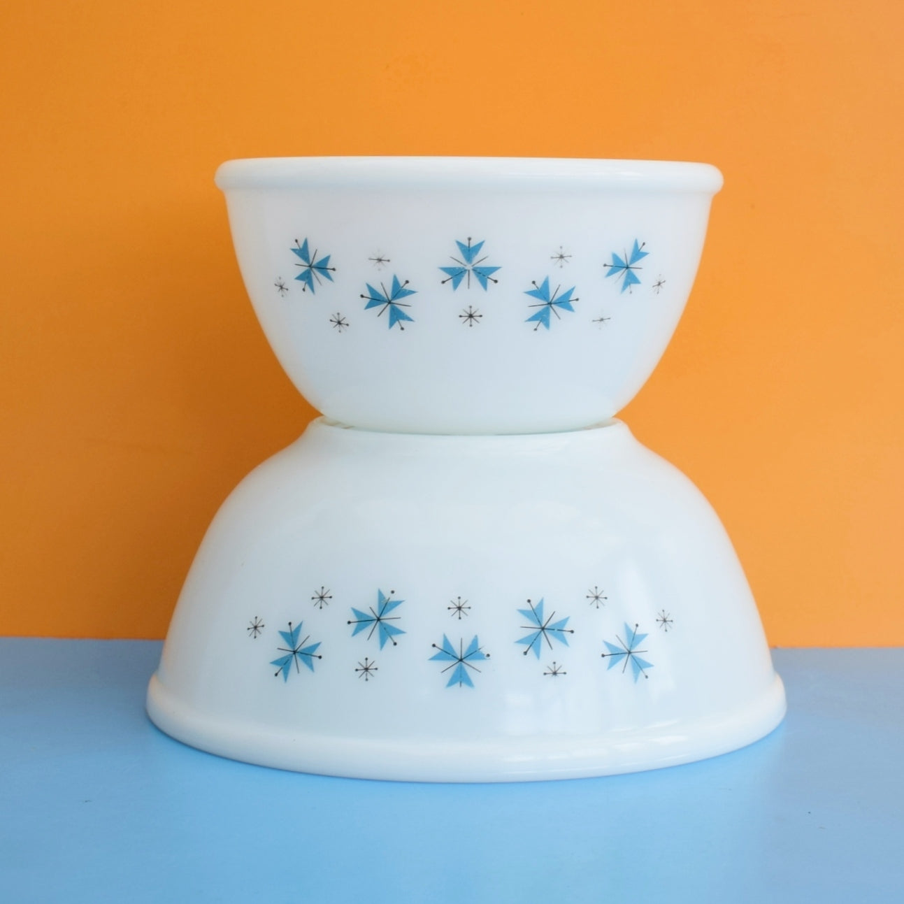 Vintage 1960s Phoenix Mixing Bowls - Zodiac/ Atomic x2