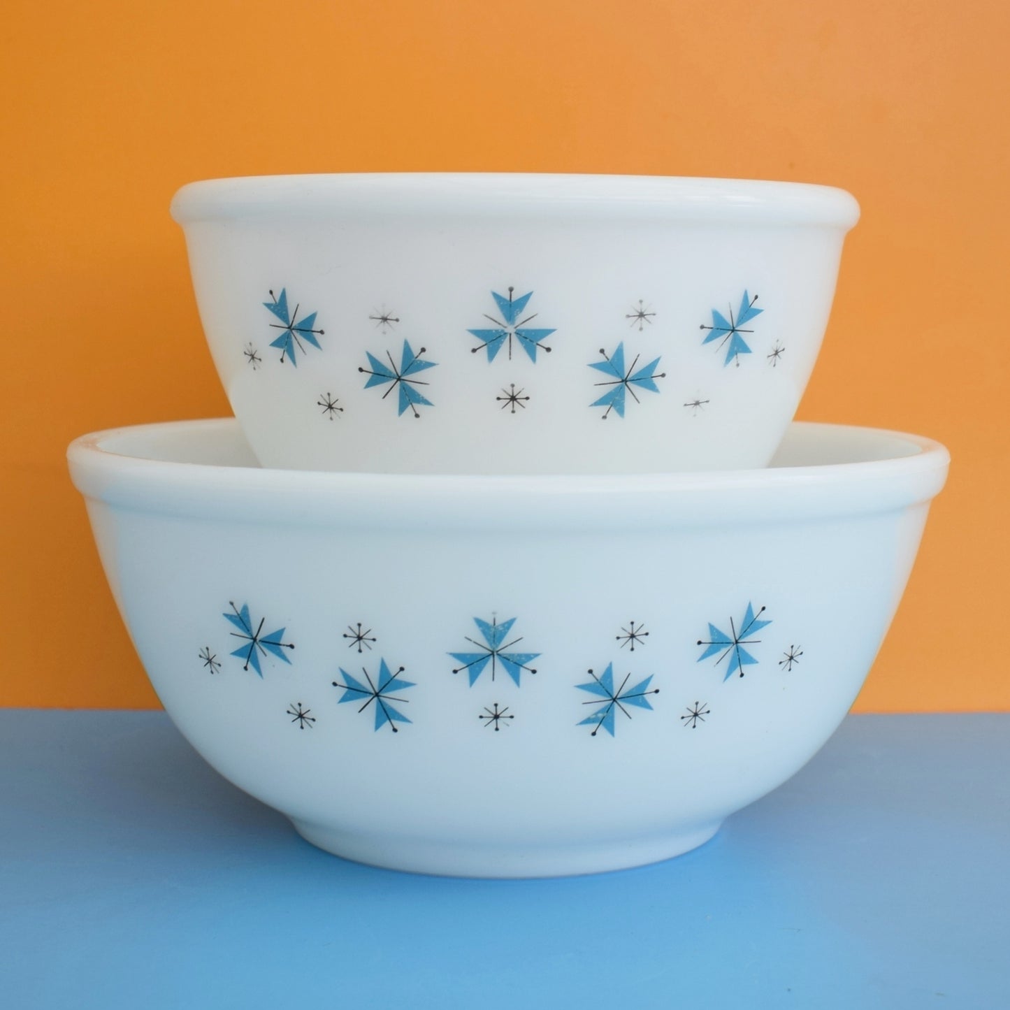 Vintage 1960s Phoenix Mixing Bowls - Zodiac/ Atomic x2